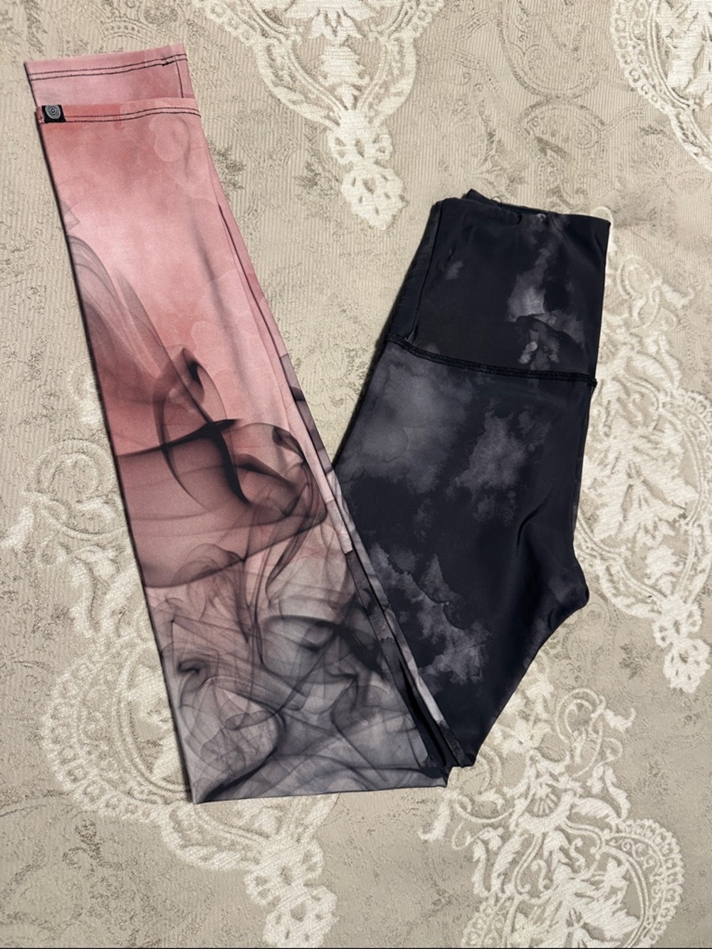 Onzie Smokey Ombré High-Waist Leggings - Pink to Black Print